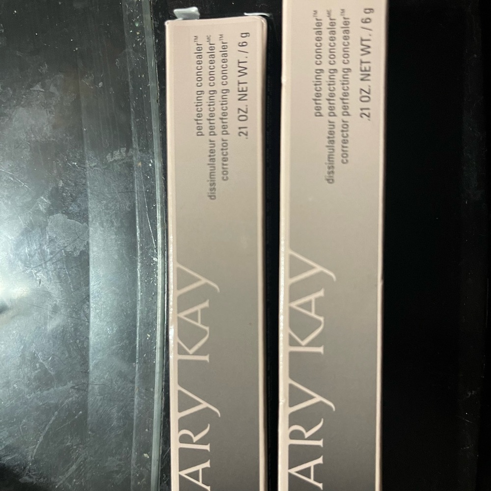 Mary Kay concealer